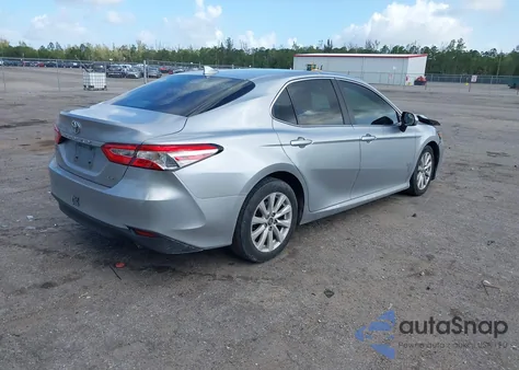 2020 Toyota Camry Le из США, поврежденный, VIN 4T1C11AK8LU878879
